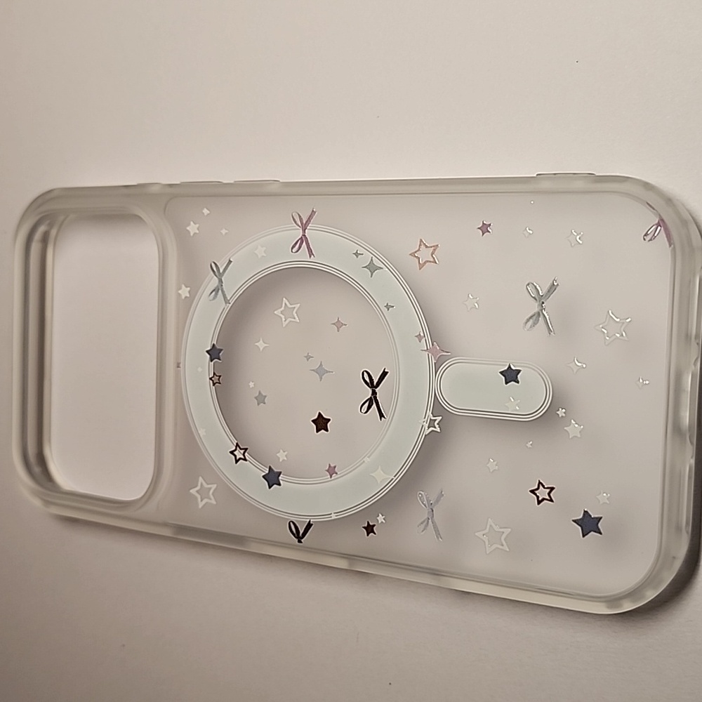 Brand new Apple IPhone 17 Pro Bow Silicone Phone case